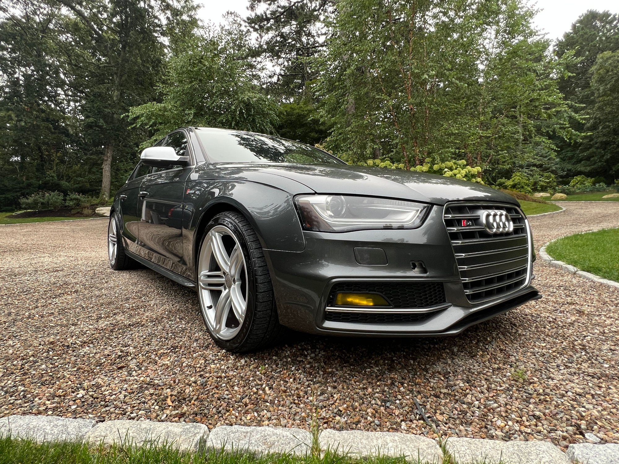 2015 Audi S4 - 2015 Audi S4: 6 Speed Manual, 77,000 miles - Used - VIN WAUDGAFL4FA065809 - 77,000 Miles - 6 cyl - AWD - Manual - Sedan - Gray - Brewster, MA 02631, United States