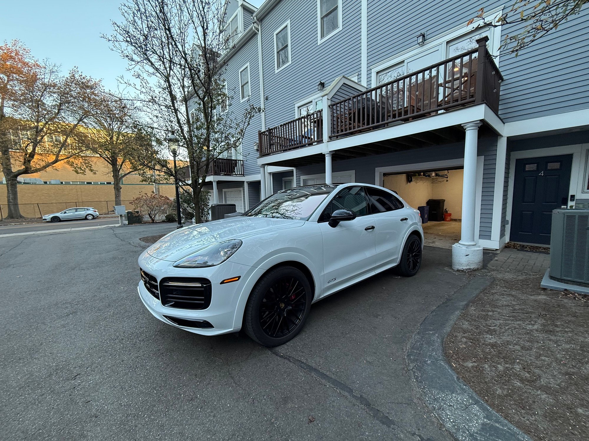 2022 Porsche Cayenne - 2022 Cayenne Coupe GTS White, Graphite/Chalk Interior, Premium, Assistance & More - Used - VIN WP1BG2AY8NDA55735 - 30,500 Miles - 8 cyl - AWD - Automatic - SUV - White - Boston, MA 02129, United States
