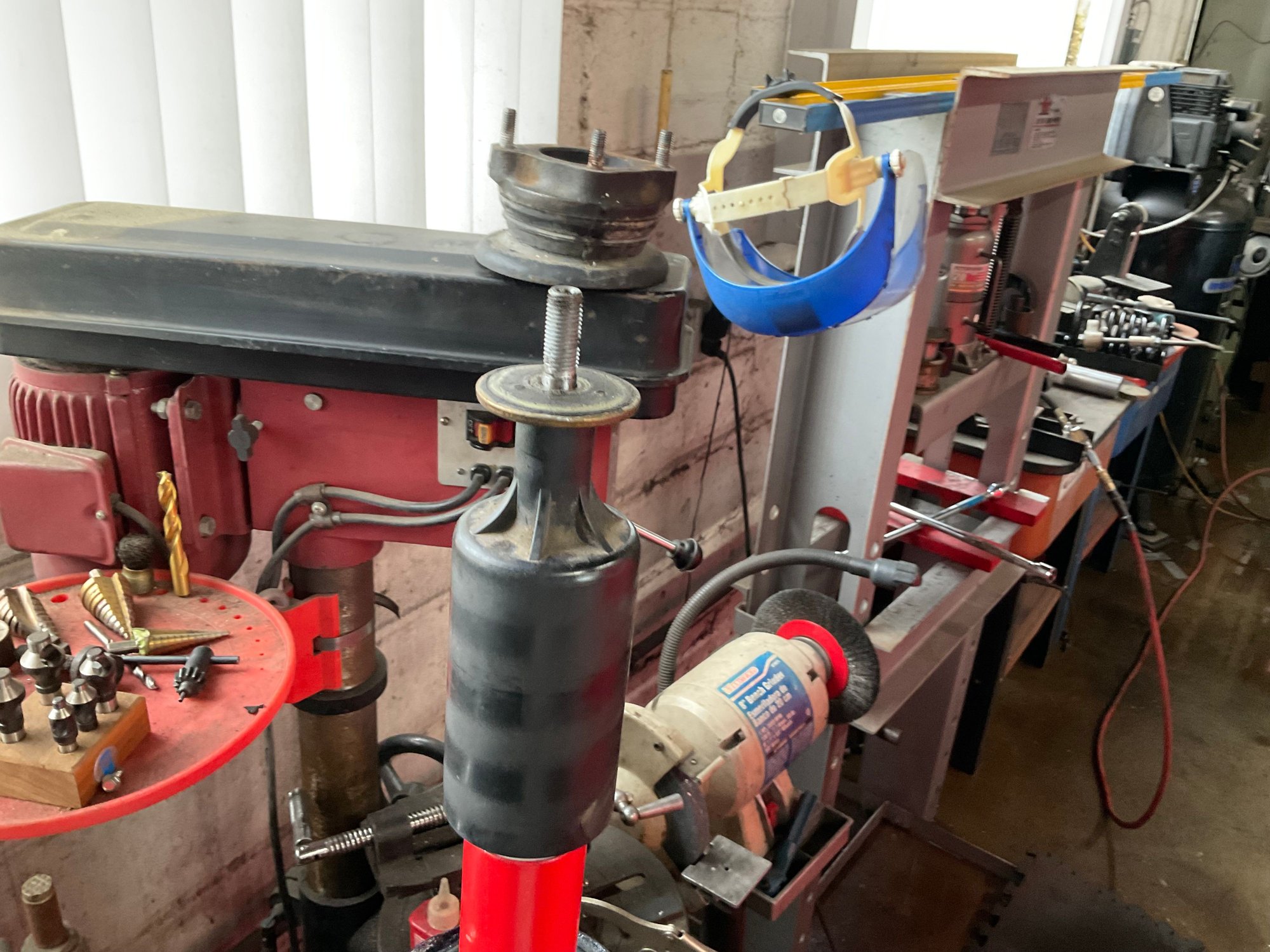 Big washer form the upper cap