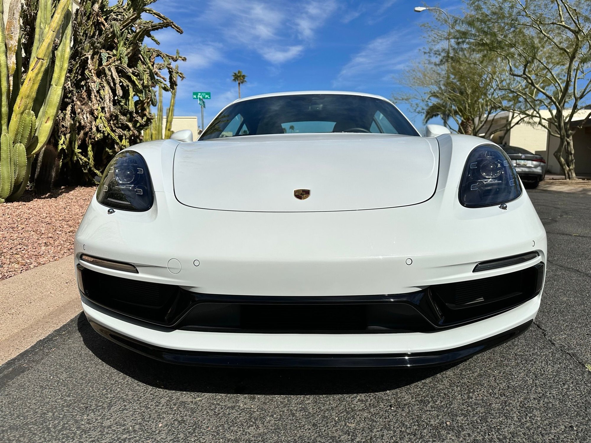 2019 Porsche 718 Cayman - 2019 718 Cayman 7K Miles, Awesome spec including black/chalk FULL leather int - Used - VIN WP0AA2A82KS260781 - 7,008 Miles - 4 cyl - 2WD - Automatic - Coupe - White - Scottsdale, AZ 85251, United States