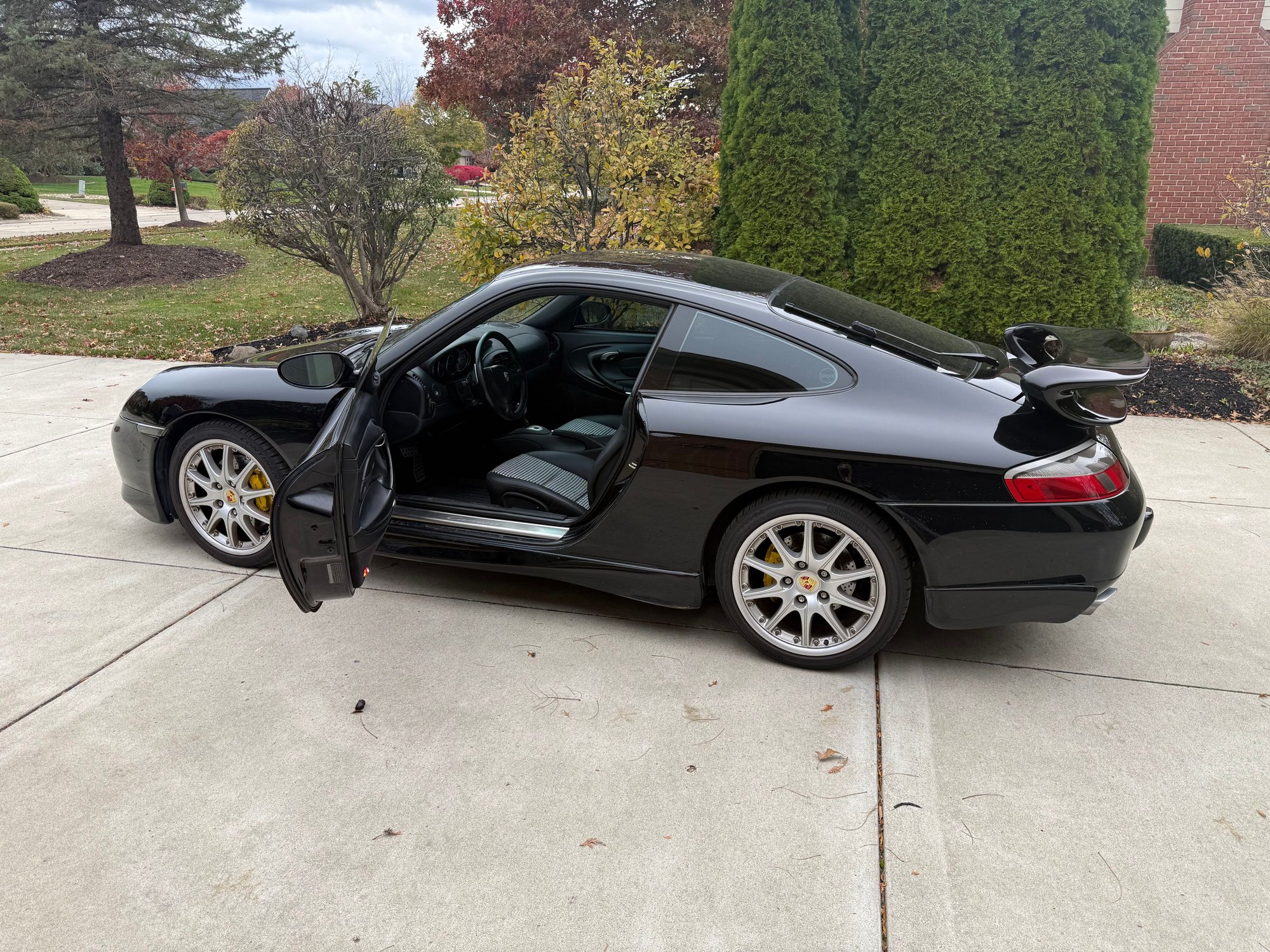 2001 Porsche 911 - FS - 2001 996.1 Carrera 4 (Tiptronic, Factory Aero Kit, Interior Upgrades) - Used - Ann Arbor, MI 48170, United States