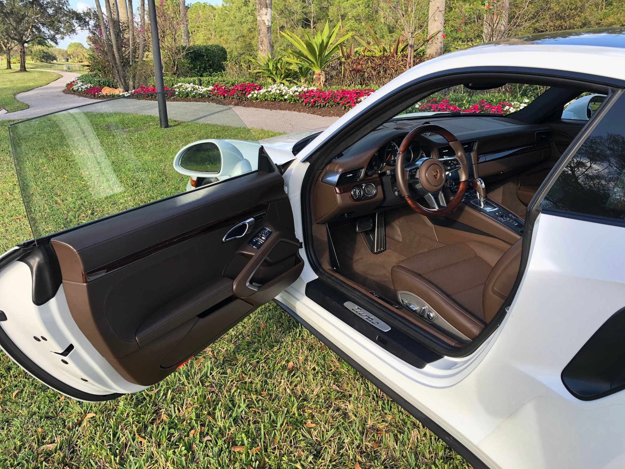 2017 Porsche 911 - 2017 991.2 Turbo Coupe Low miles  Must Sell - Used - VIN WP0AD2A95HS166452 - 16,000 Miles - 6 cyl - AWD - Automatic - Coupe - White - Palm Beach Gardens, FL 33412, United States