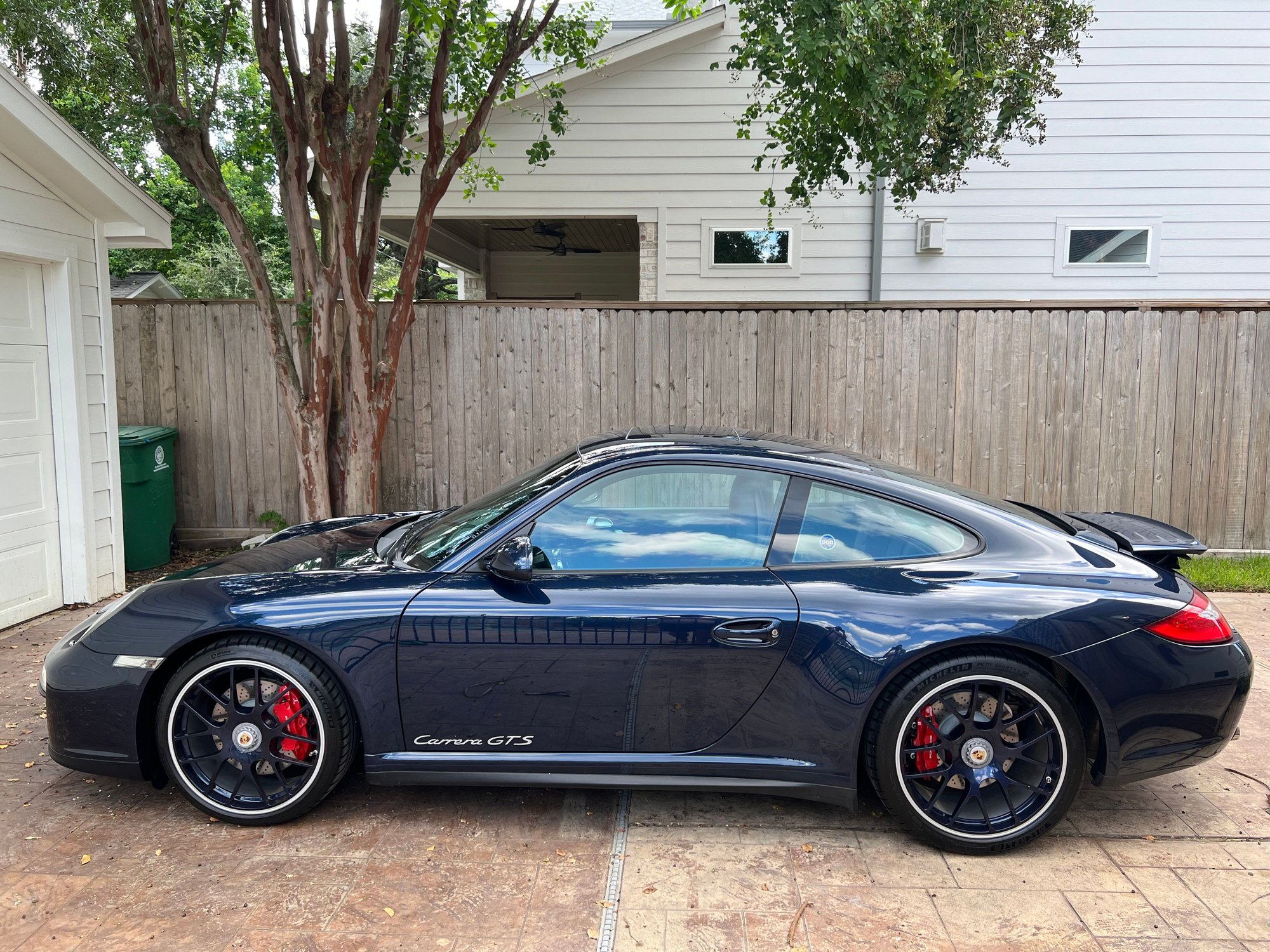 2011 Porsche 911 - 2011 Porsche 911 GTS Coupe 6MT in Dark Blue Metallic (Rare) - Used - VIN WP0AB2A97BS720989 - 42,000 Miles - 6 cyl - 2WD - Manual - Coupe - Blue - Houston, TX 77008, United States