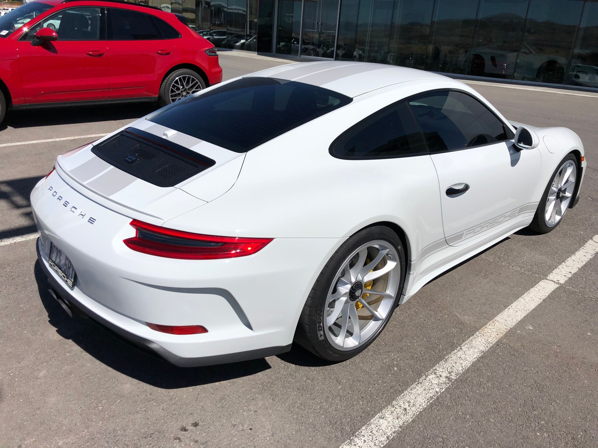 2019 GT3 Touring White - Rennlist - Porsche Discussion Forums