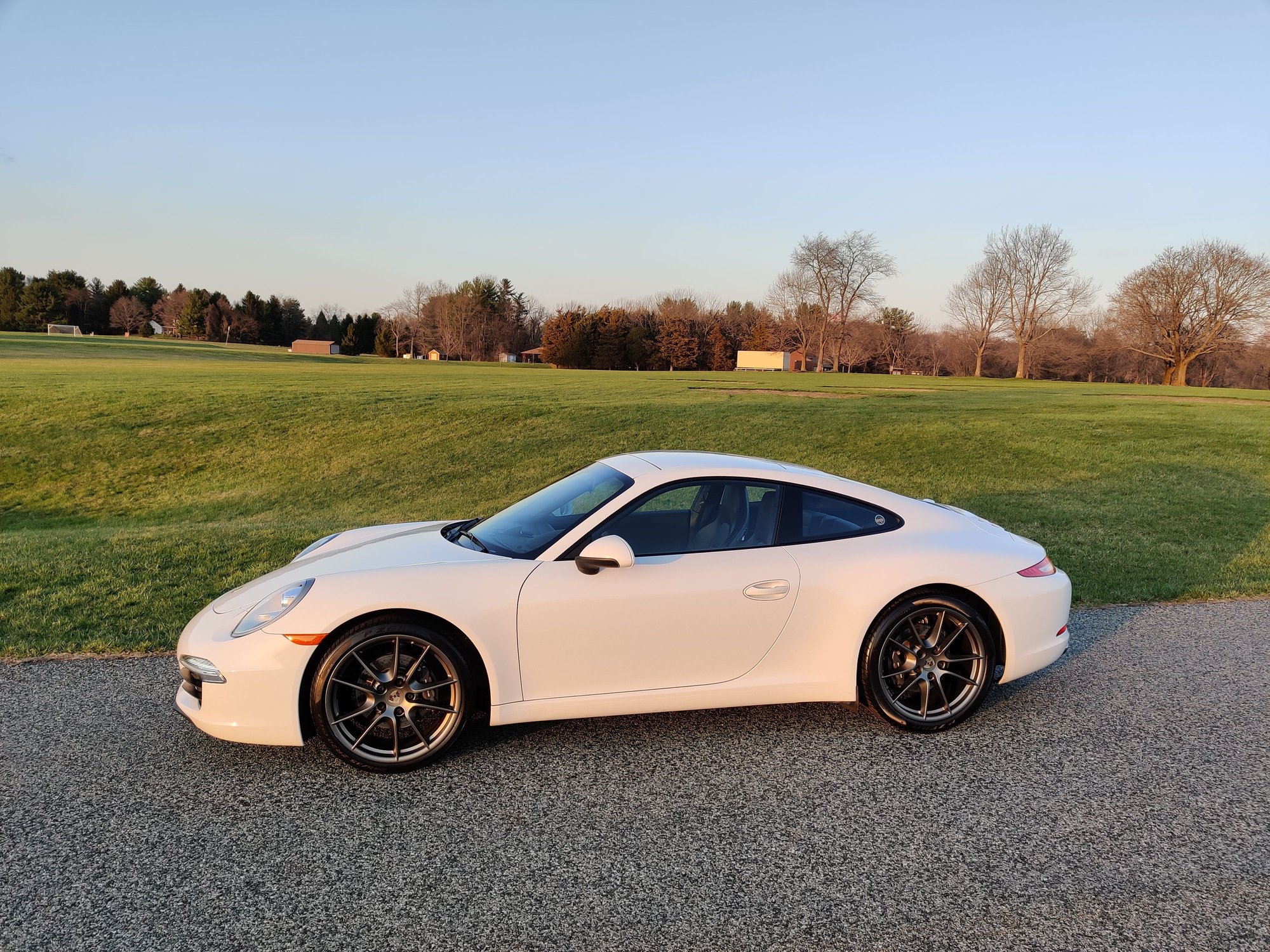 2012 Porsche 911 - 2012 911 Carrera White w/ 7-speed MT - Used - VIN WP0AA2A92CS106520 - 64,250 Miles - 6 cyl - 2WD - Manual - Coupe - White - Whitehouse Station, NJ 08889, United States