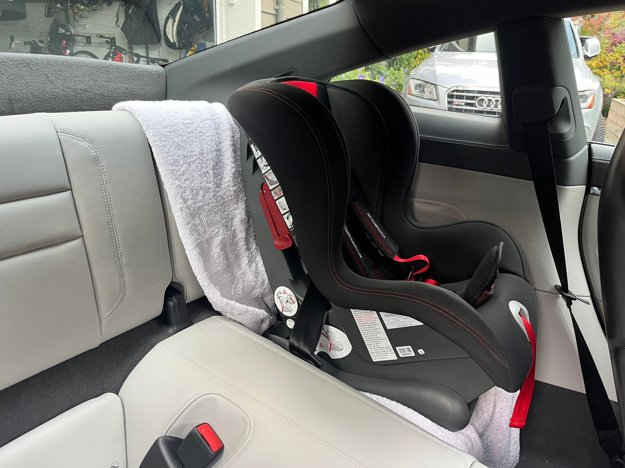Accessories - Porsche OEM Kid Seat (toddlers to 40lbs) 971-044-061 - Used - All Years  All Models - Seattle, WA 98199, United States