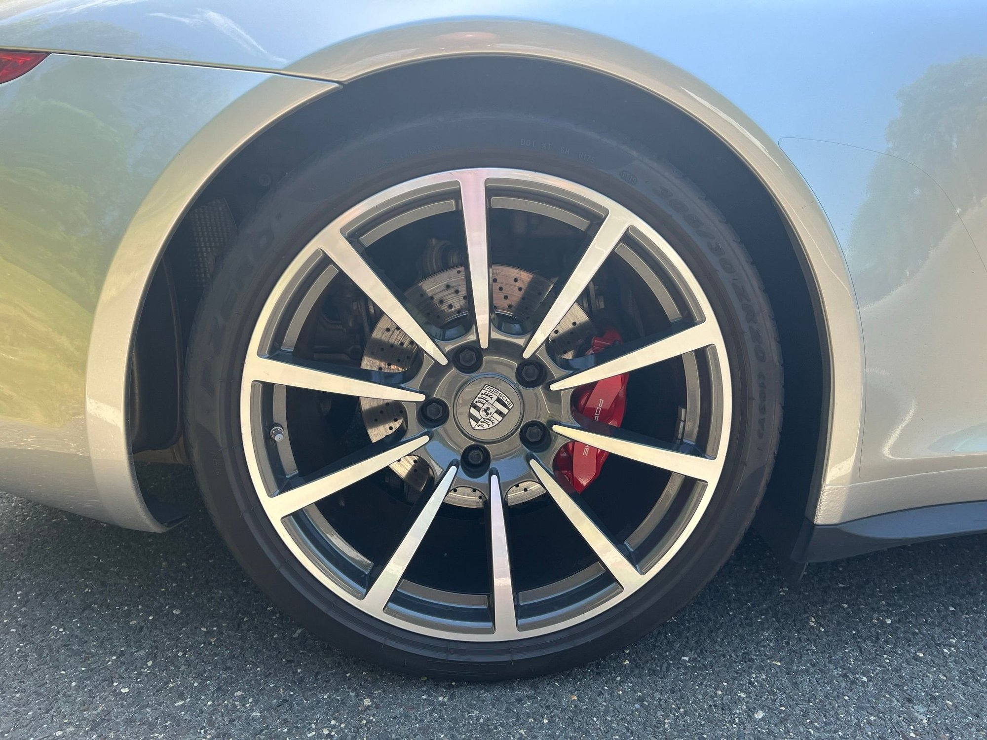 2013 Porsche 911 - 2013 991.1 C4S Cabriolet 7spd manual - Platinum Silver/black - Used - VIN WP0CB2A93DS155376 - 34,114 Miles - 6 cyl - AWD - Manual - Convertible - Silver - Shrewsbury, NJ 07702, United States