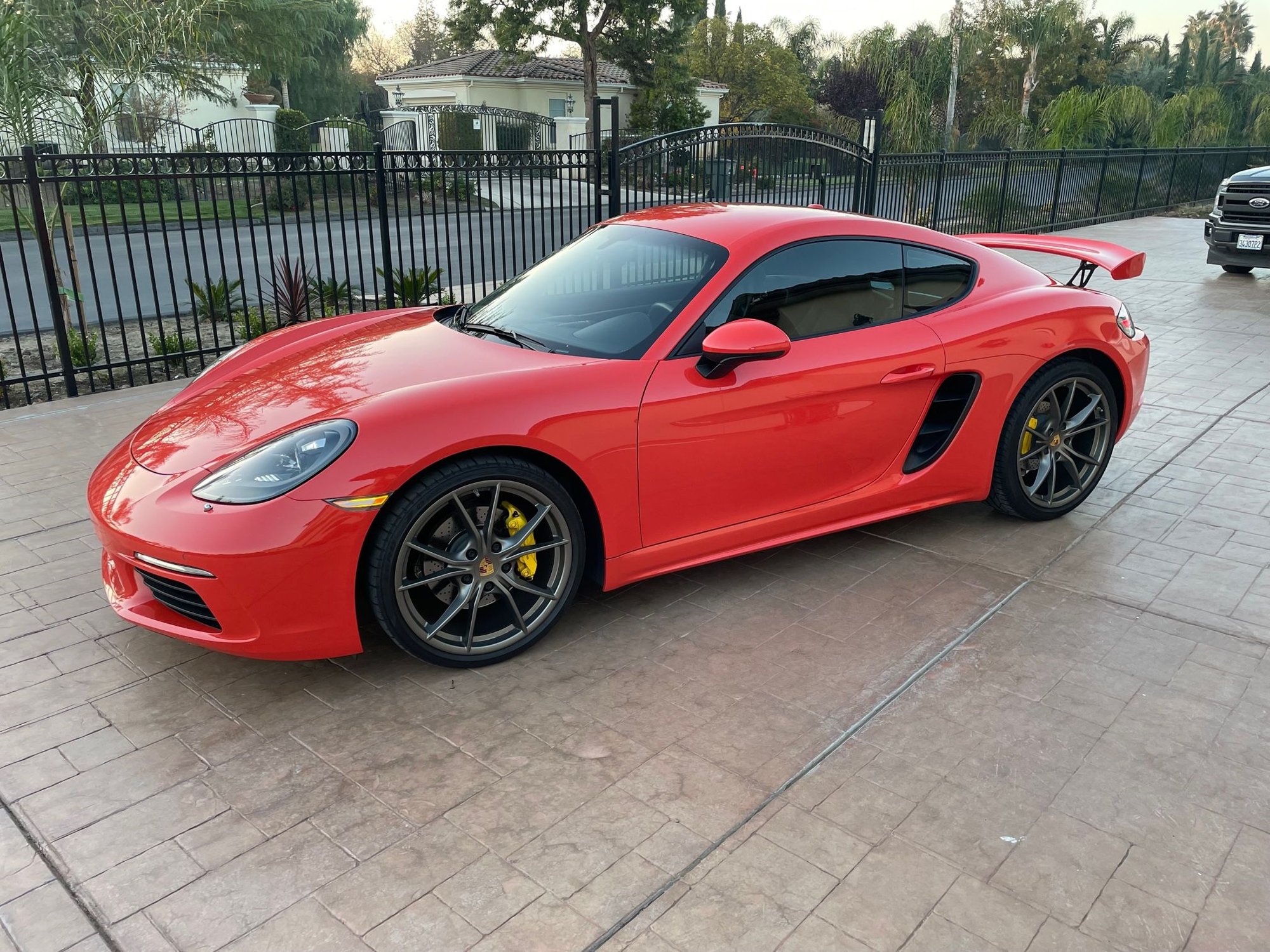 2017 Porsche 718 Cayman -  - Used - VIN WP0AA2A86HS270187 - 23,345 Miles - 4 cyl - 2WD - Automatic - Coupe - Orange - Tracy, CA 95304, United States