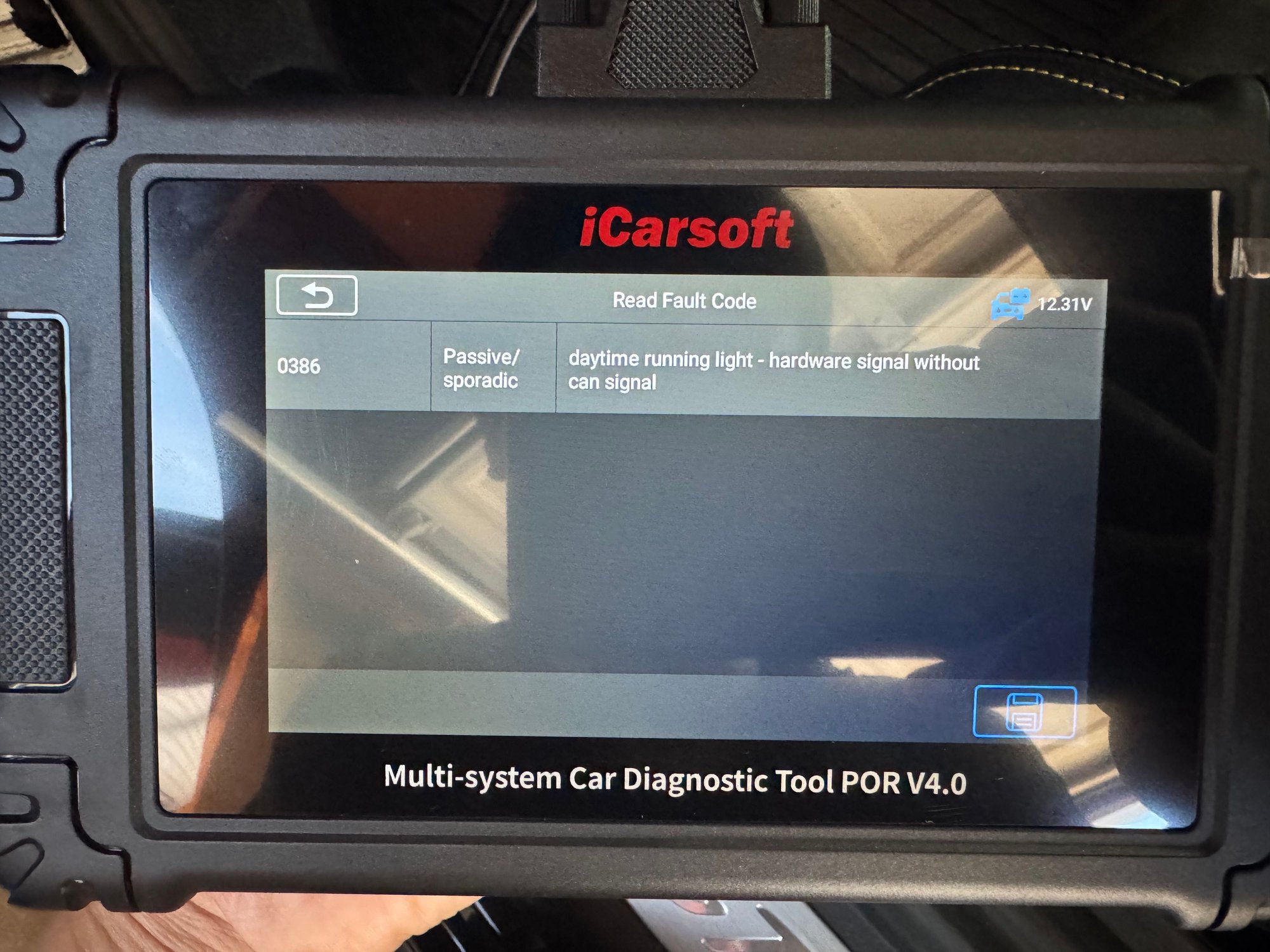 RIGHT HEAD LAMP AND DRL is running fine though.