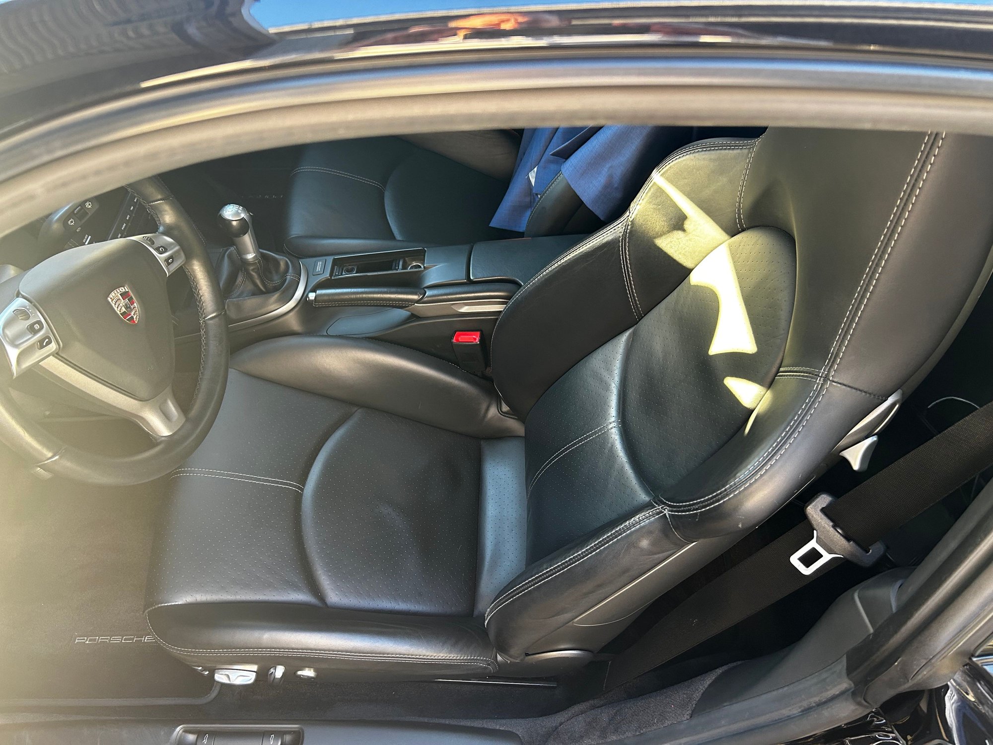 2009 Porsche 911 - Rare low mileage 2009 Turbo Coupe with 6speed and PCCBs - New - VIN WP0AD29959S766118 - 32,250 Miles - 6 cyl - AWD - Manual - Coupe - Black - Irvine, CA 92618, United States