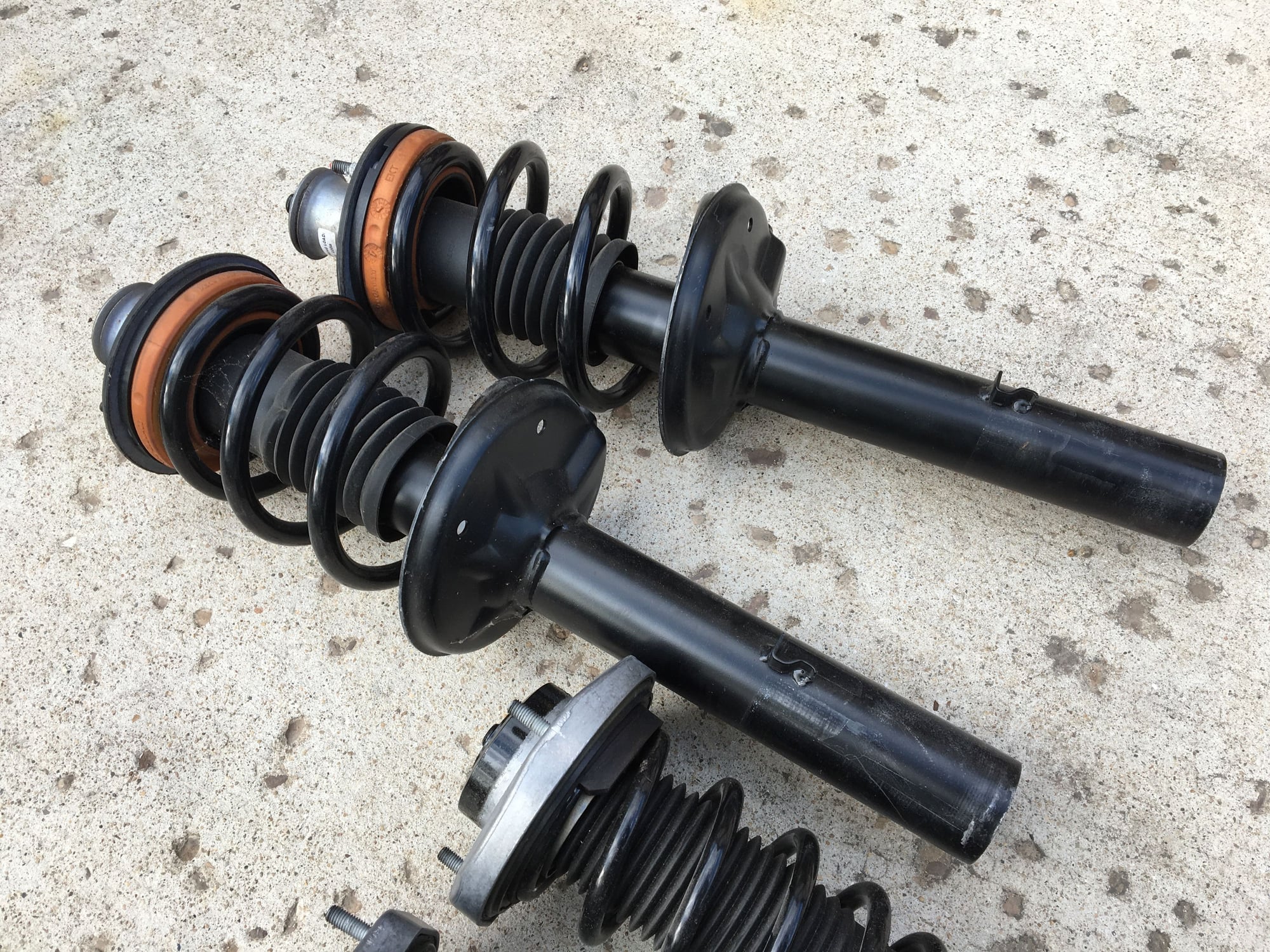 Steering/Suspension - FS: 981 OEM Sport Suspension Front and Rear Struts - Used - 2013 to 2019 Porsche Boxster - 2014 to 2019 Porsche Cayman - Naperville, IL 60563, United States