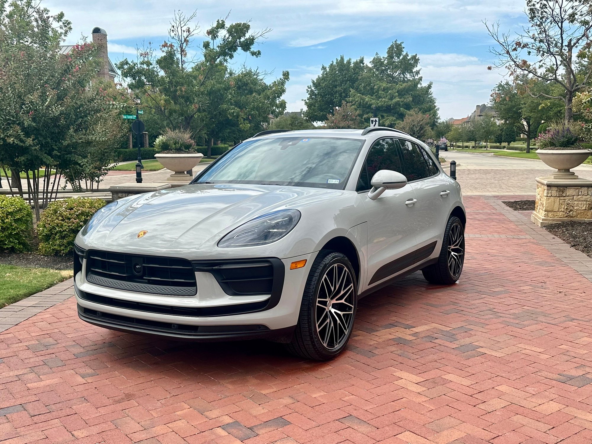 2023 Porsche Macan - 2023 custom spec macan - Used - VIN WP1AA2A53PLB16162 - 4,400 Miles - 4 cyl - AWD - Automatic - SUV - Other - Frisco, TX 75033, United States