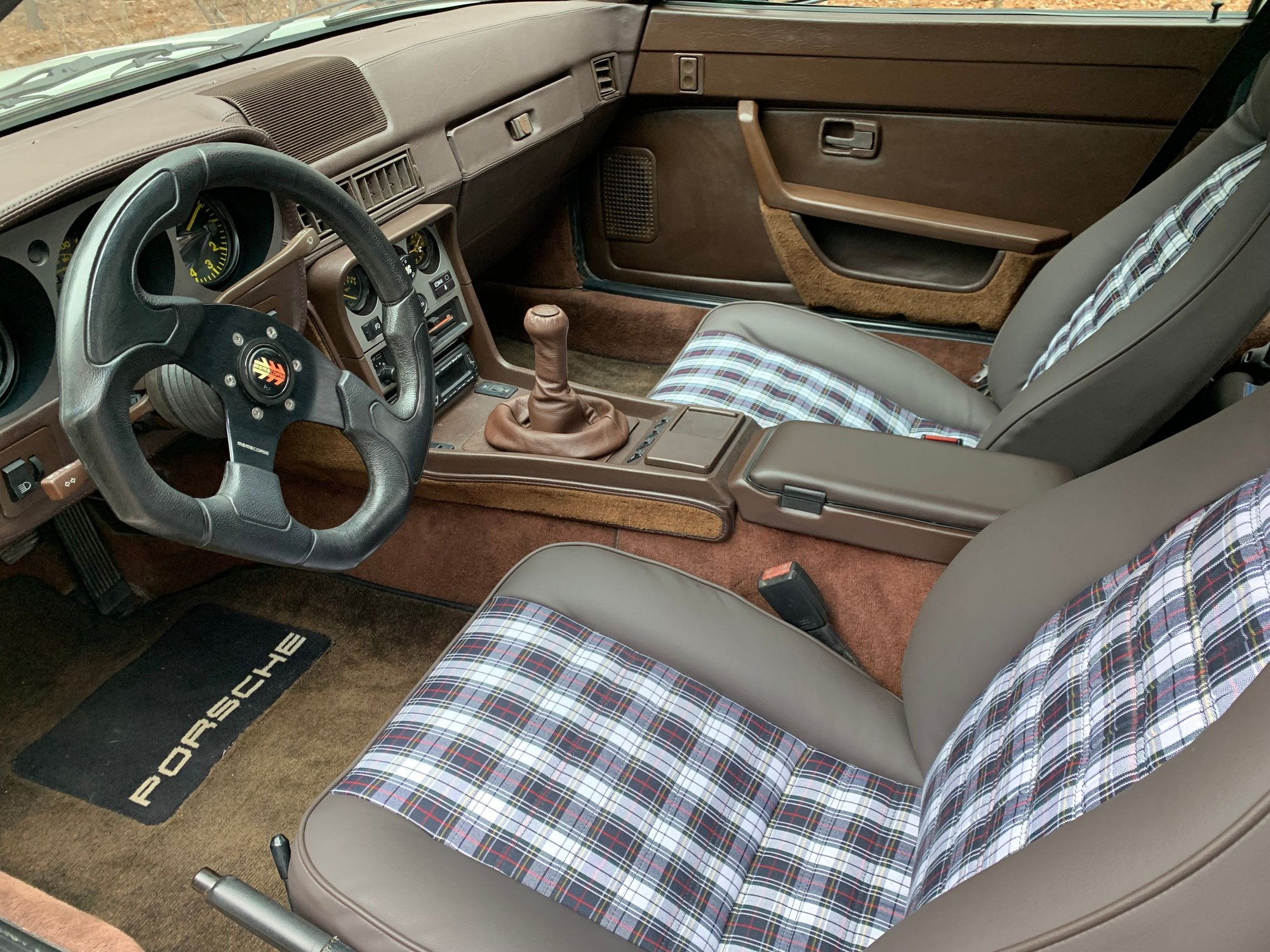 1984 Porsche 944 - Extremely clean early 944 - Used - VIN WP0AA0949EN455771 - 112,600 Miles - 4 cyl - 2WD - Manual - Coupe - White - Wesley Chapel, NC 28110, United States