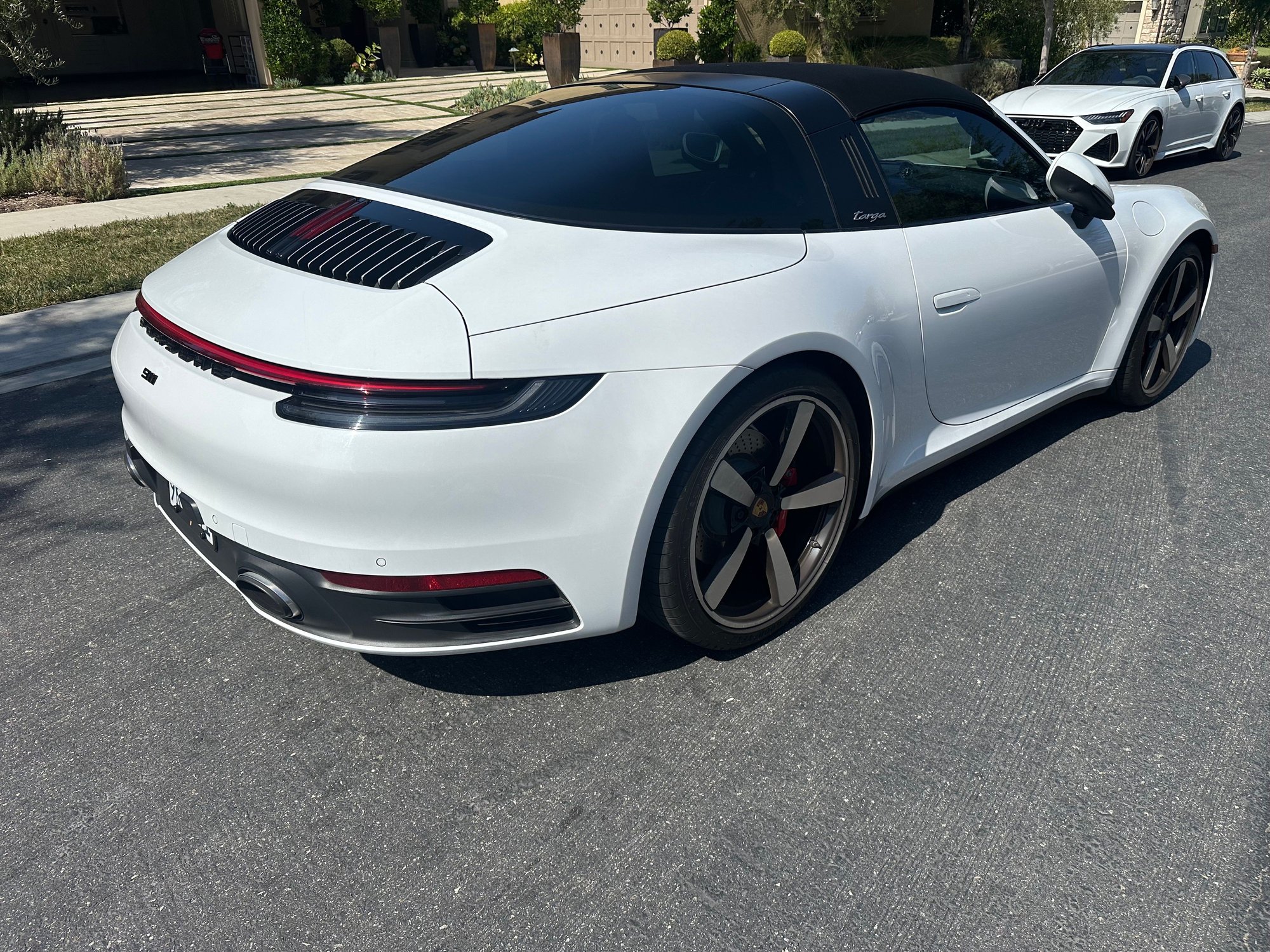 2021 Porsche 911 - 2021 Porsche 911 992 Targa 4S PDK CPO till 27 - Used - VIN WP0BB2A96MS235802 - 10,500 Miles - Automatic - Convertible - White - Irvine, CA 92618, United States