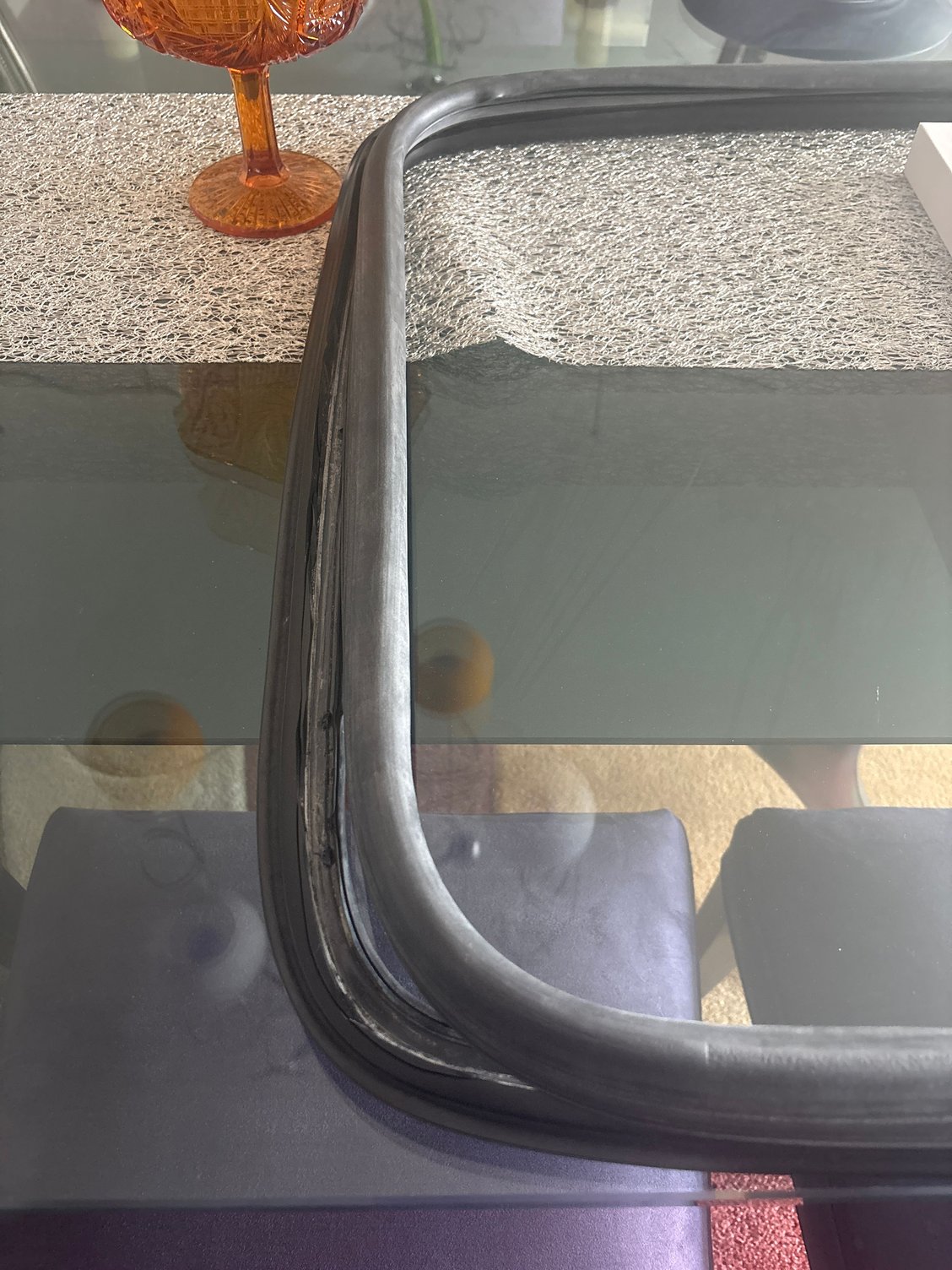 This is how short the new factory seals are.