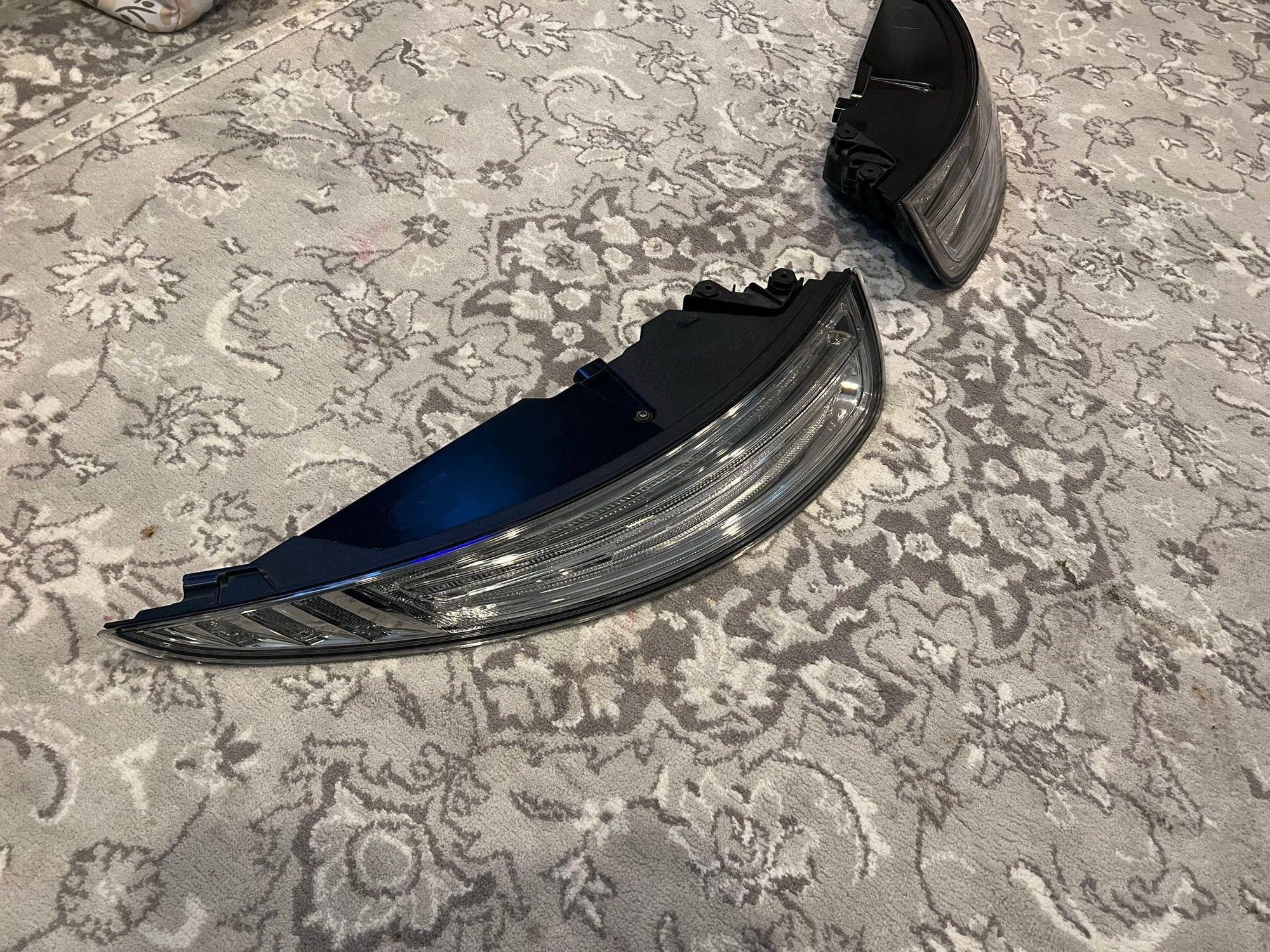 Lights - 991.1 Clear Tail Lights - Used - 2012 to 2016 Porsche 911 - Franklin Square, NY 11010, United States