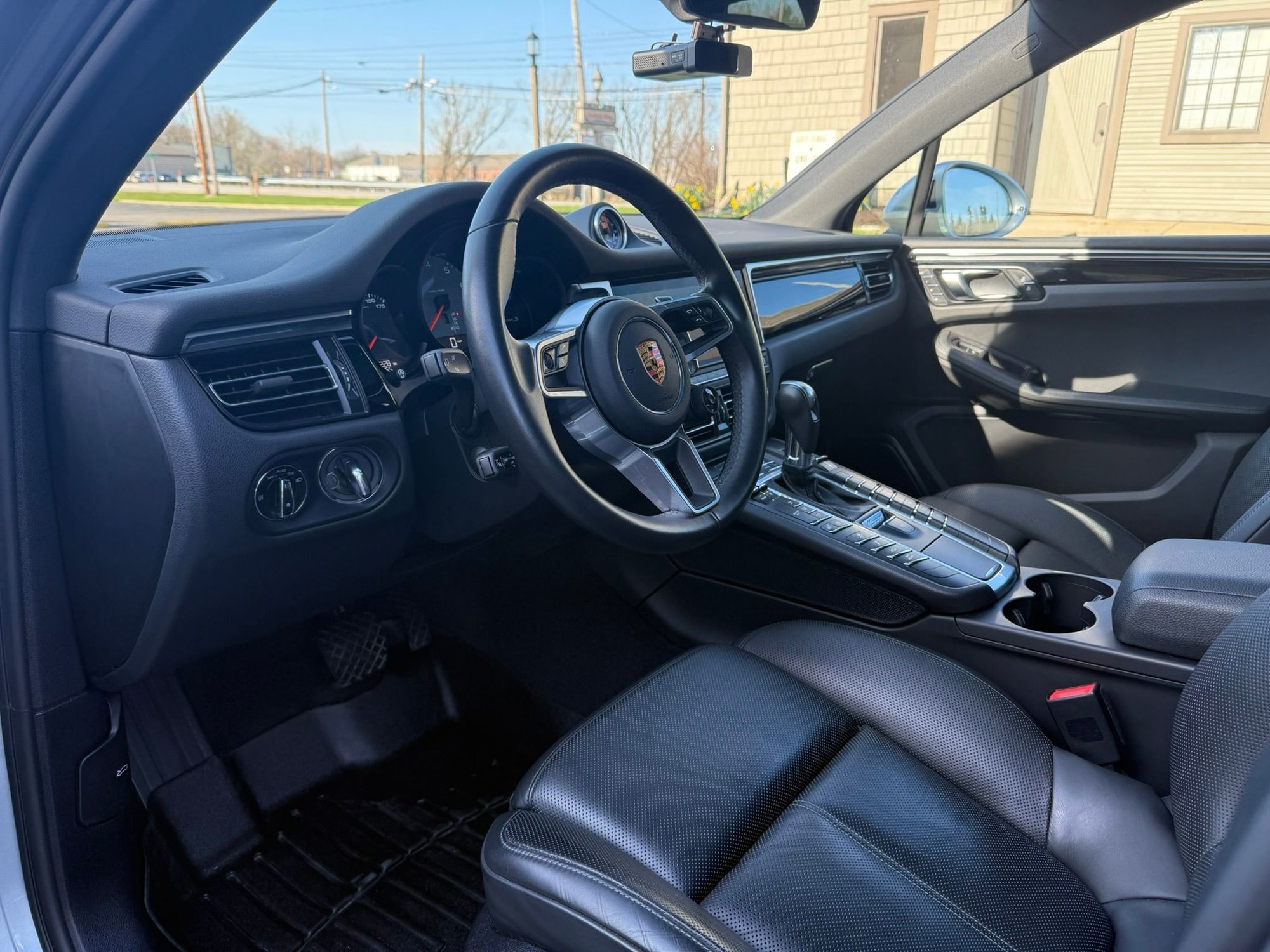 2020 Porsche Macan - 2020 Macan S (CPO) Low Miles - Used - VIN WP1AB2A56LLB36753 - 25,230 Miles - 6 cyl - AWD - Automatic - SUV - Silver - Akron, OH 44333, United States