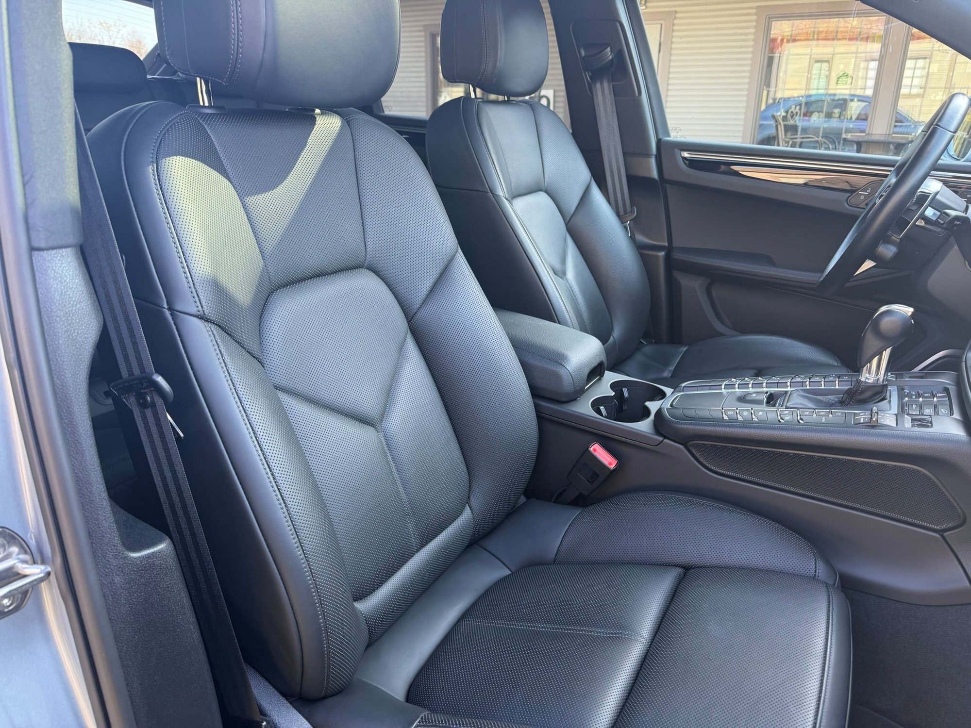 2020 Porsche Macan - 2020 Macan S (CPO) Low Miles - Used - VIN WP1AB2A56LLB36753 - 25,230 Miles - 6 cyl - AWD - Automatic - SUV - Silver - Akron, OH 44333, United States