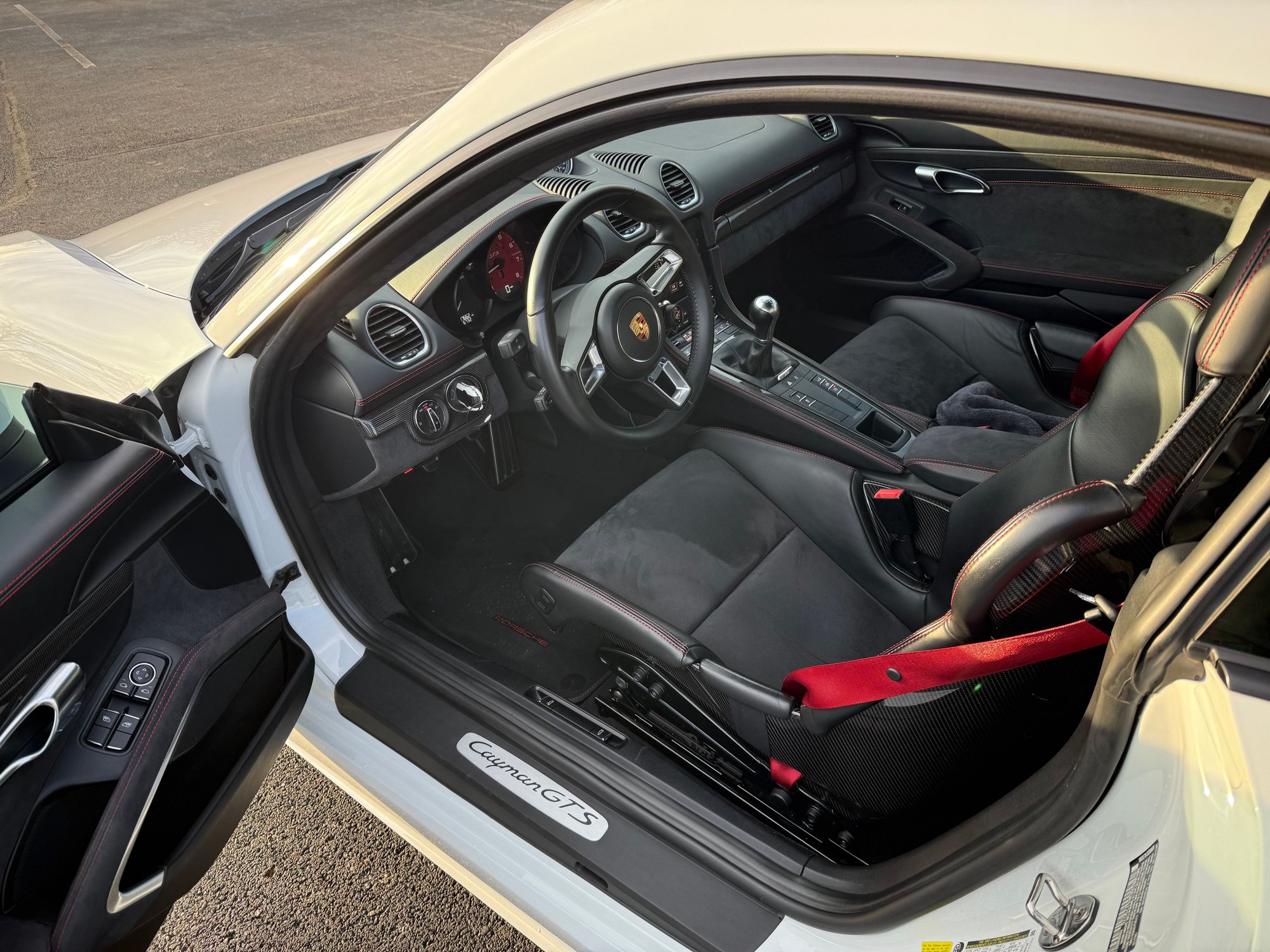 2019 Porsche 718 Cayman - 2019 Cayman GTS 2.5 Manual with Buckets! - Used - VIN WP0AB2A83KS279076 - 17,662 Miles - 4 cyl - 2WD - Manual - Coupe - White - Dublin, OH 43017, United States