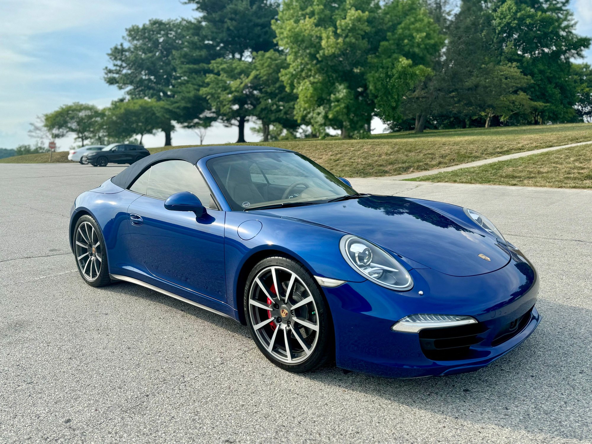 2013 Porsche 911 - 911 C4S Cabriolet Gorgeous High Spec  (Sports Chrono, PSE, Burmester, PAS, Prem Plus) - Used - VIN WP0CB2A90DS155464 - 45,000 Miles - 4WD - Automatic - Convertible - Blue - Villanova, PA 19085, United States