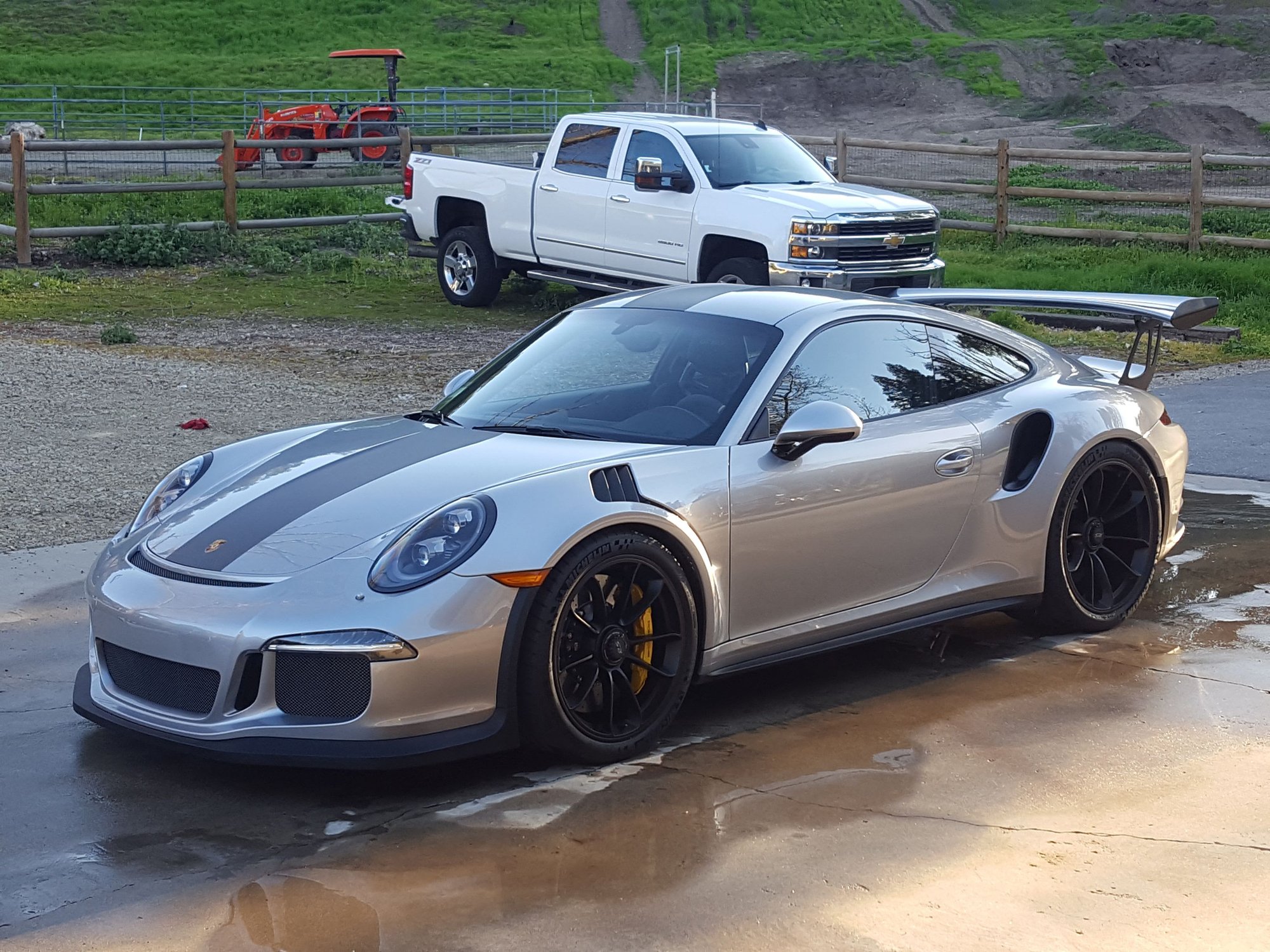 2016 Porsche GT3 - 2016 GT3 RS 991.1 FOR SALE - Used - VIN wp0af2a99gs192416 - 5,400 Miles - 6 cyl - 2WD - Automatic - Silver - Ojai, CA 93023, United States