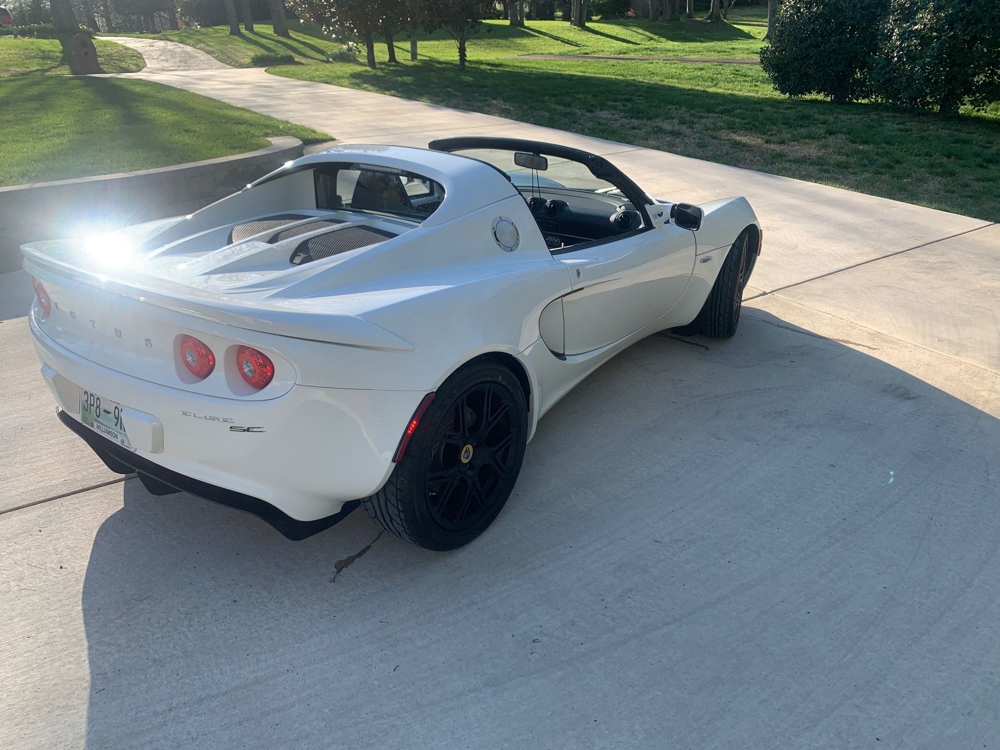 2011 Lotus Elise - 2011 Lotus Elise Supercharged RGB Edition 2500 miles Perfect - Used - VIN SCCLHCZC3BHA11827 - 2,500 Miles - 4 cyl - 2WD - Manual - Convertible - White - Nashville, TN 37027, United States