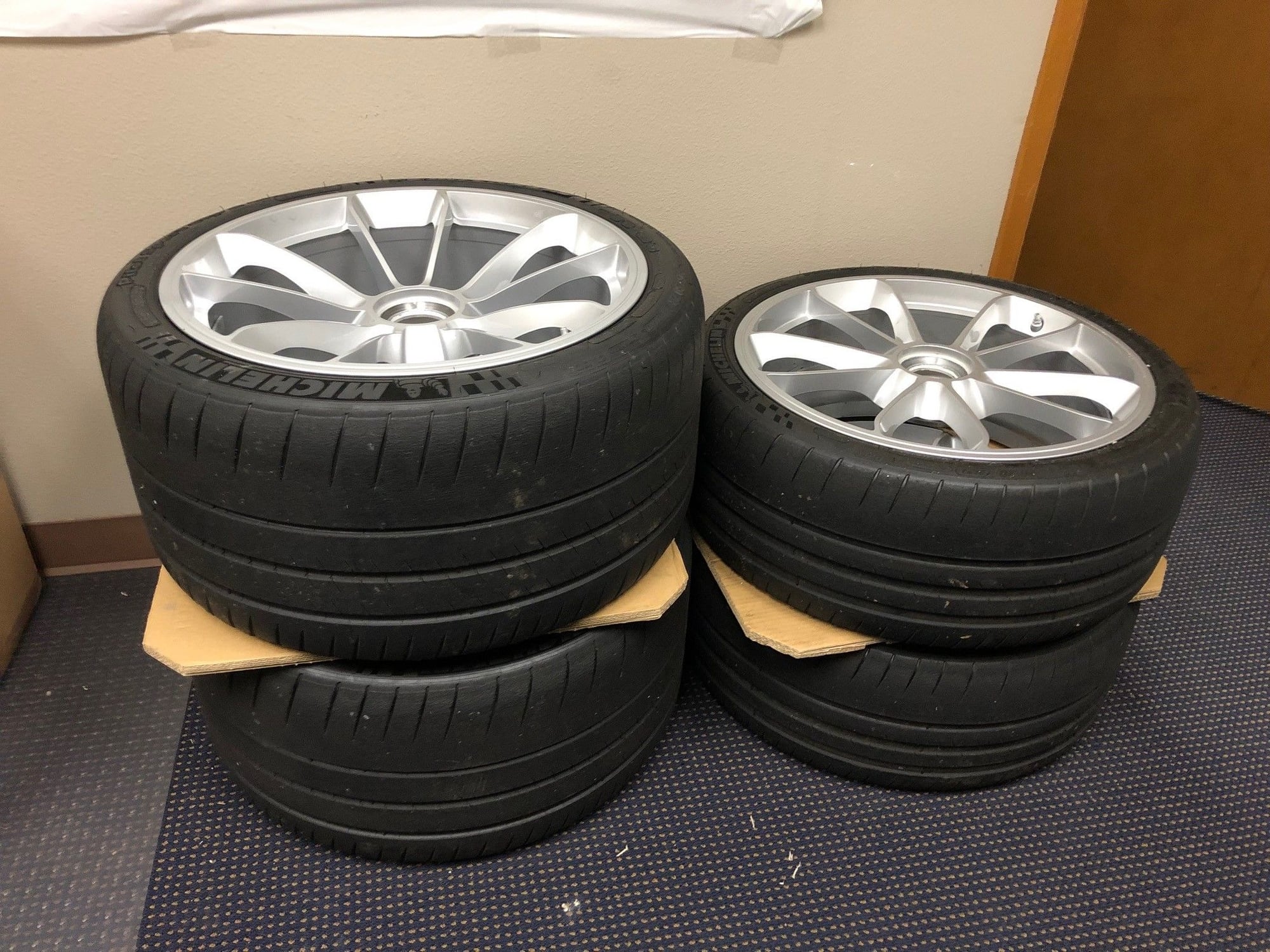 Wheels and Tires/Axles - 991 GT3 Platinum Silver wheels and tires - Used - 2014 to 2016 Porsche GT3 - Tacoma, WA 98424, United States