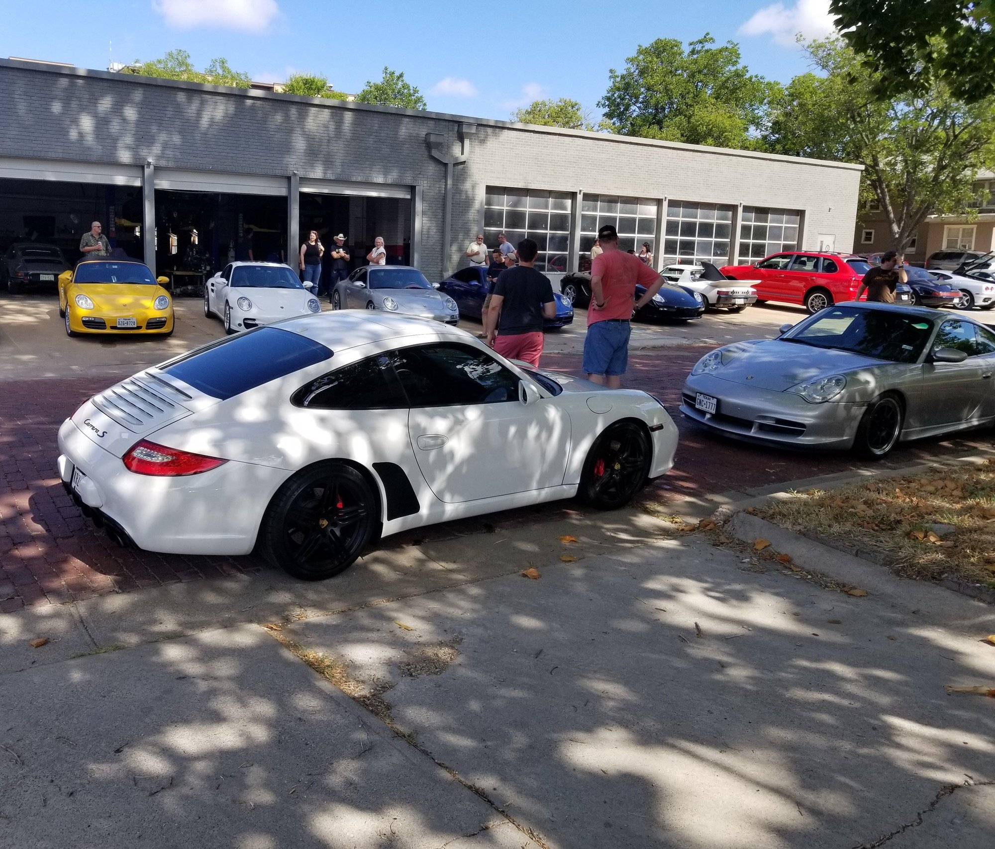 2010 Porsche 911 - 2010 Carrera S - Used - VIN WP0AB2A99AS720281 - 83,500 Miles - 6 cyl - 2WD - Automatic - Coupe - White - Temple, TX 76502, United States