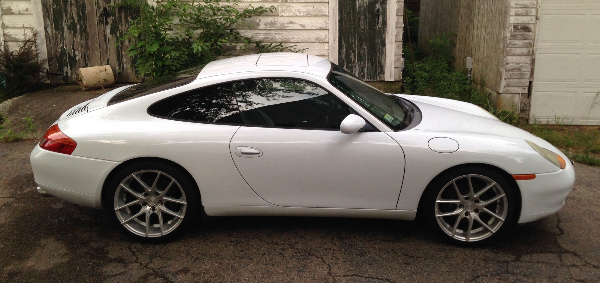 1999 Porsche 911 - 1999 Porsche 911 Carrera, Tiptronic - Used - VIN WP0AA2995XS621277 - 151,249 Miles - 6 cyl - 2WD - Automatic - Coupe - White - Hanover, MA 02339, United States