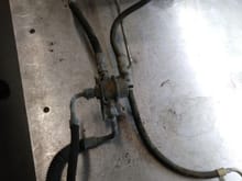 here is the original cluster of fuel hoses connected in case this helps with your question.