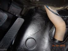 Nose heater hoses