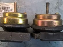  The new OEM Tiptronic engine mount 95137504207 vs. the collapsed 24 yrs old one 