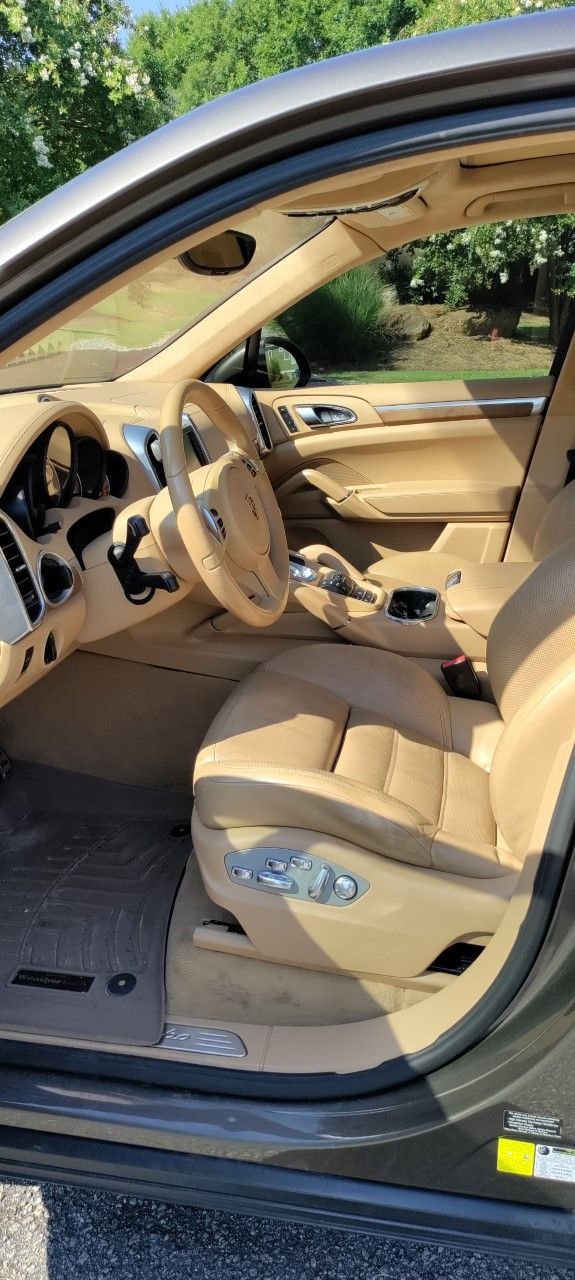 2013 Porsche Cayenne - 2013 Porsche Cayenne Turbo - Used - VIN WP1AC2A26DLA90801 - 80,000 Miles - 8 cyl - AWD - Automatic - SUV - Gray - Columbia, SC 29201, United States
