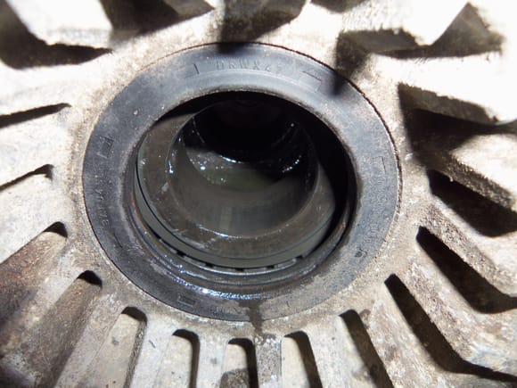 Inner race of differential side bearing.