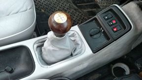 Factory option wood shifter on my '92.
I like it !!