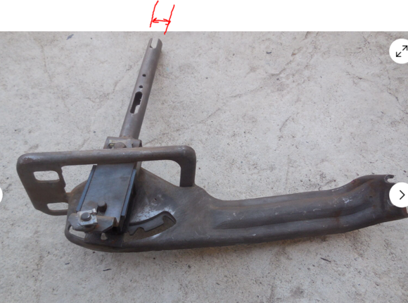 Or is this the shift lever for a 928? If so, what is the width between the red arrows?