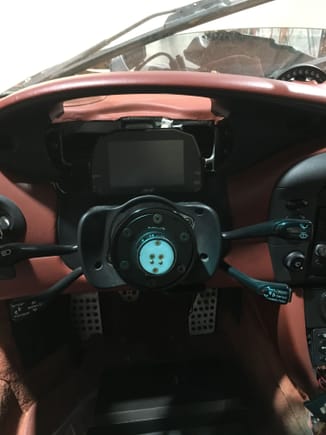 just a mock up with a spare boxster dash to see how it would look. Think I'll go back to the 996 dash.