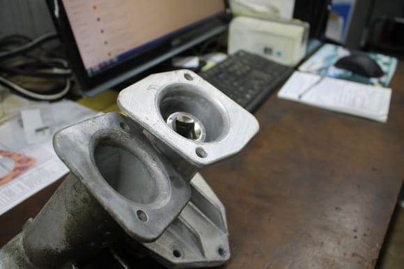 New 993 bell housing on right 