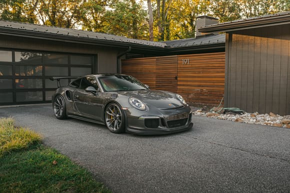 991.1 Porsche Turbo RS (Turbo S uplifted with GT3 RS aero pieces)