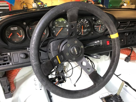 Duct, duct, but look at that bald steering wheel...