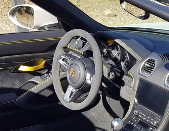 Spyder steering wheel non-MF