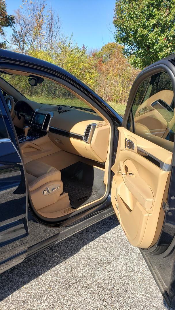 2016 Porsche Cayenne - 2016 Porsche Cayenne Diesel - Used - VIN WP1AF2A23GKA52211 - 44,510 Miles - 6 cyl - AWD - Automatic - SUV - Blue - Chagrin Falls, OH 44022, United States