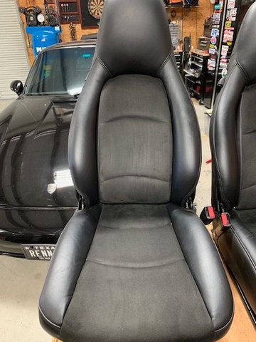 Interior/Upholstery - 993 Seats - Black w/ Alcantara Centers - Used - Dallas, TX 75205, United States