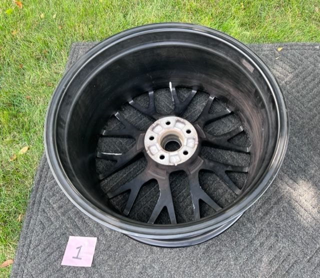 Wheels and Tires/Axles - OEM 20" Staggered RS Spyder Wheel Set from Macan GTS with TPMS in Satin Black - Used - 0  All Models - Chicago, IL 60622, United States