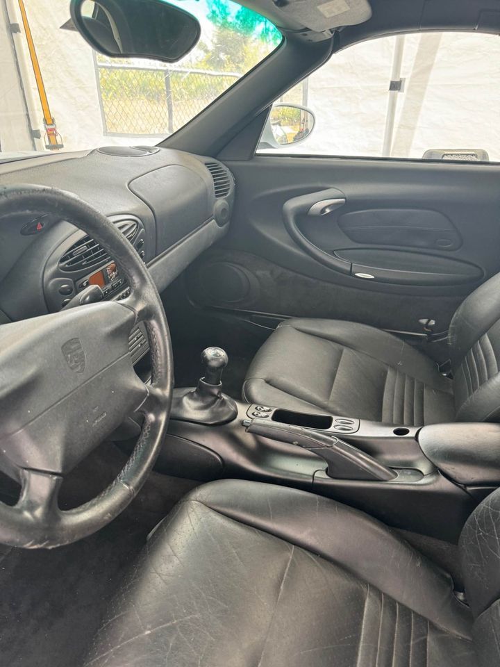 1999 Porsche Boxster - 1999 Porsche Boxster - Used - VIN WP0CA2982XU628708 - 160,000 Miles - 6 cyl - 2WD - Manual - Convertible - White - Port Charlotte, FL 33981, United States