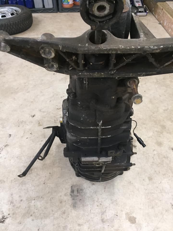 964 G50 G50.03 2 LSD 5Speed transaxle Trans gearbox 81k miles, G5003