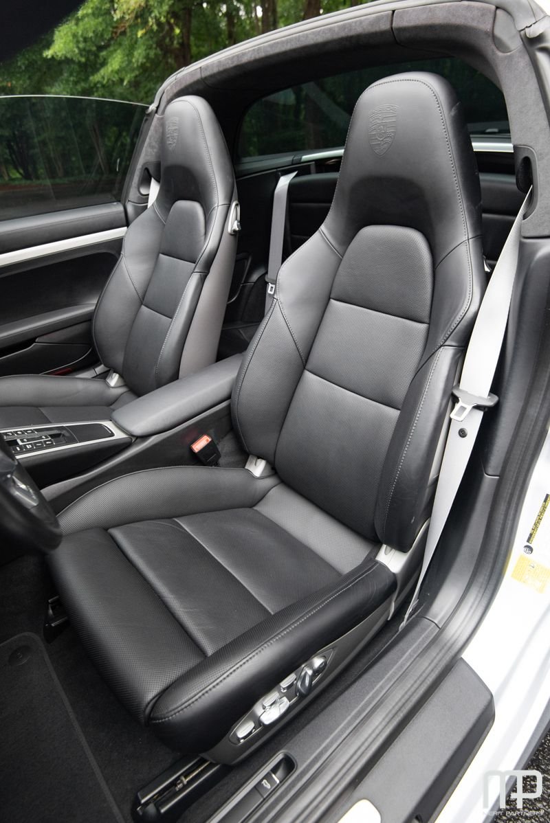 2016 Porsche 911 - 2016 Porsche 911 Targa 4 GTS (991.1) - Used - VIN WP0BB2A92GS136849 - 6,046 Miles - 6 cyl - AWD - Automatic - Convertible - Silver - Atlanta, GA 30360, United States