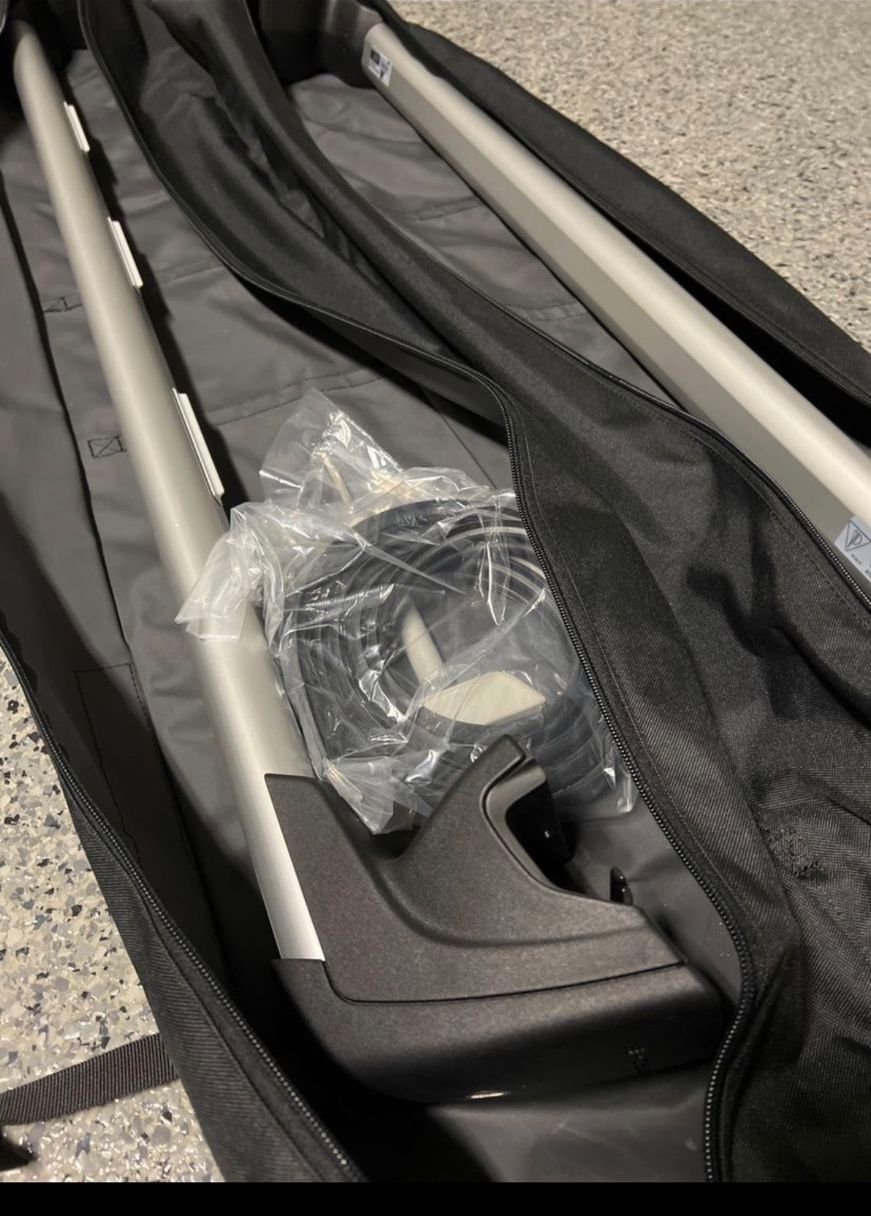 Exterior Body Parts - Brand New OEM Porsche Macan Roof Racks - New - 2015 to 2023 Porsche Macan - Reno, NV 89502, United States