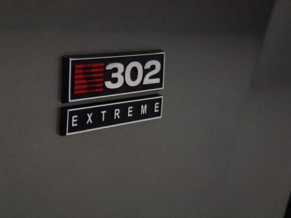 2008 saleen s302 extreme badging 1280x960