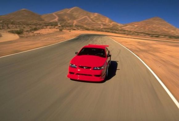 2000 svt cobra r 24